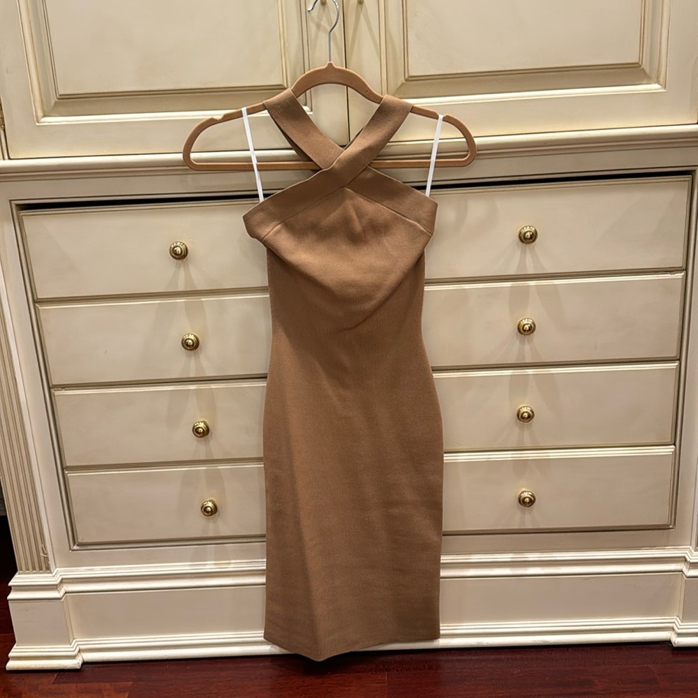 Aritzia Babaton Women's Sculpt Knit Criss Cross Dress in color called saville .